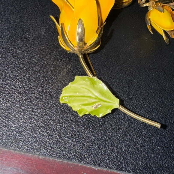 Vintage Botticelli Enamel Floral Jewelry Set - Picture 5 of 5